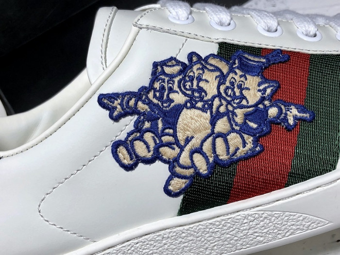 G*u*i ace embroidered low-top sneaker