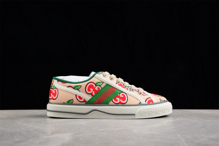 G*u*i low-top sneaker gu0613-035