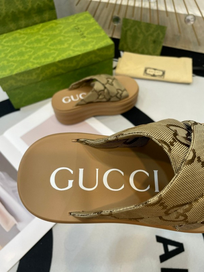 G*u*i slippers gu568-028