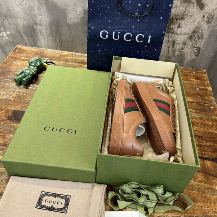 G*u*i low-top sneaker gu0613-017