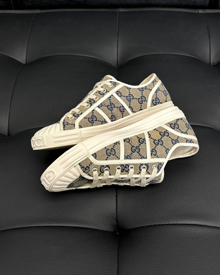 G*u*i low-top sneaker gu0613-025