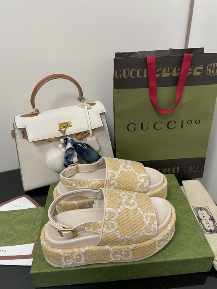 G*u*i slippers gu568-003