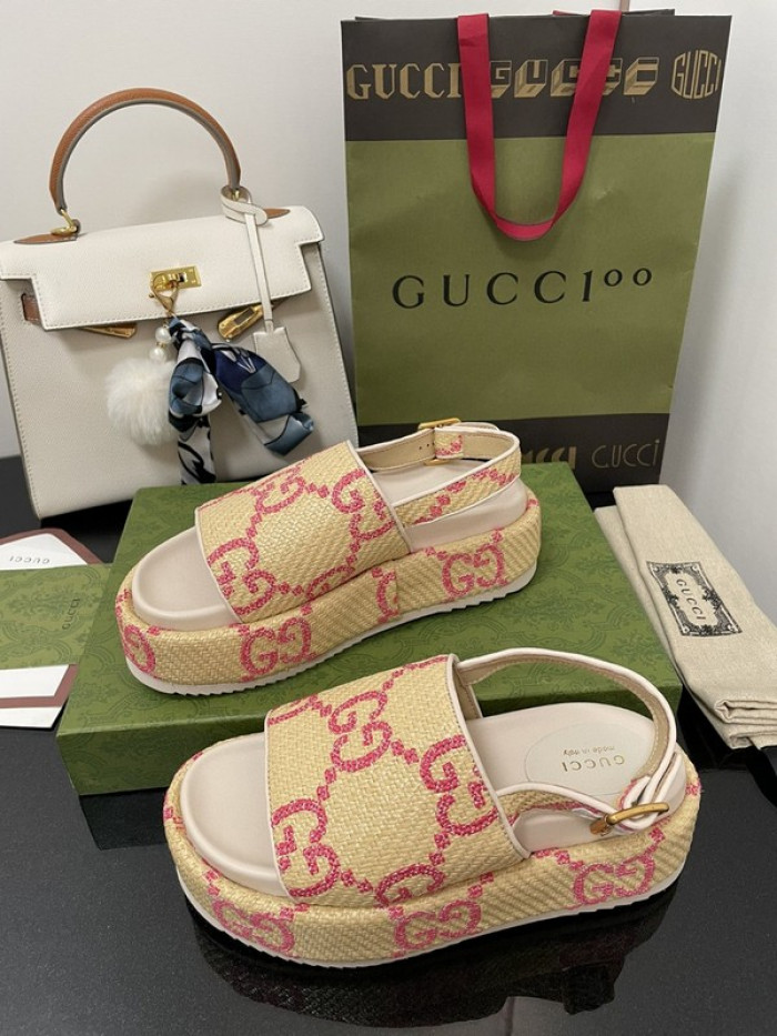 G*u*i slippers gu568-002