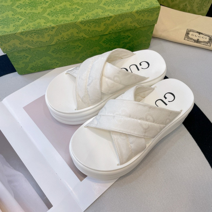 G*u*i slippers gu568-027