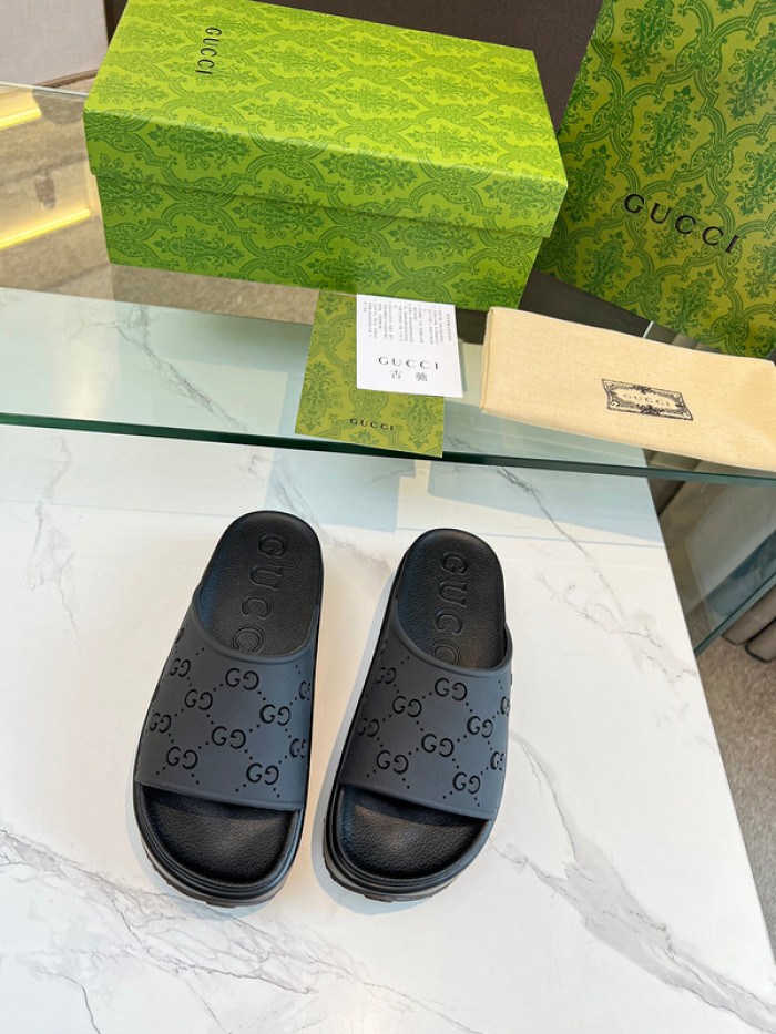 G*u*i slippers gu568-052