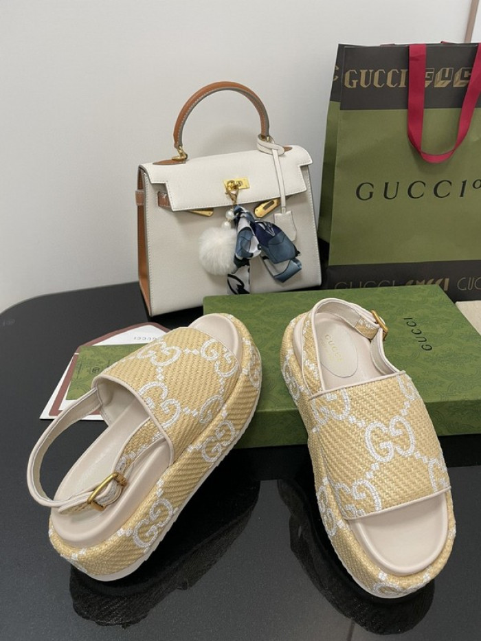 G*u*i slippers gu568-003
