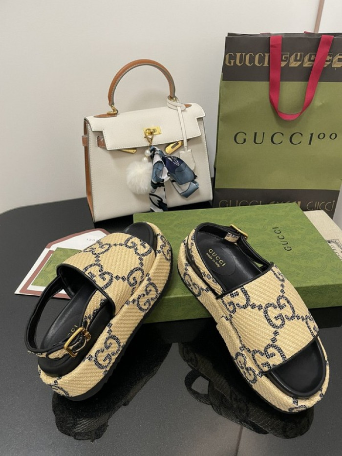 G*u*i slippers gu568-005