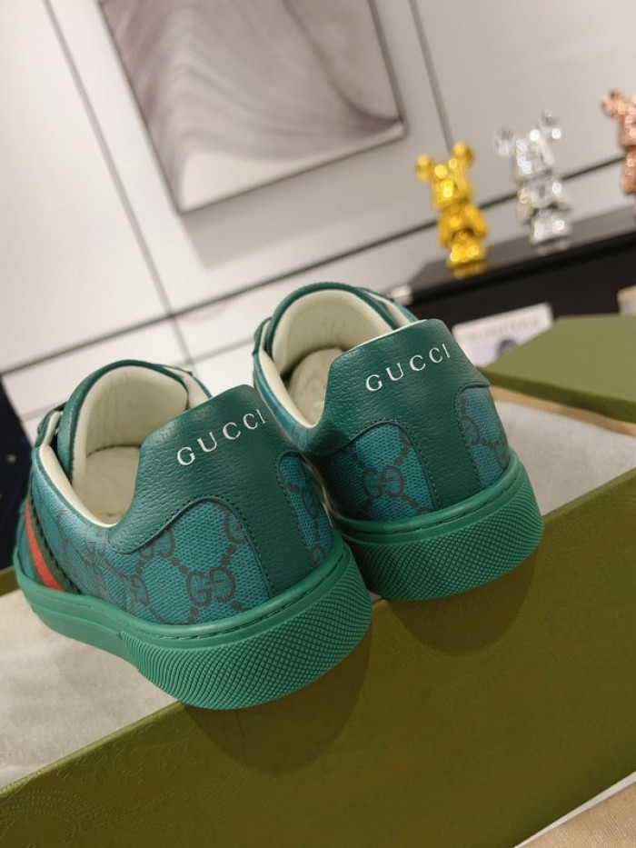 G*u*i low-top sneaker gu0613-010