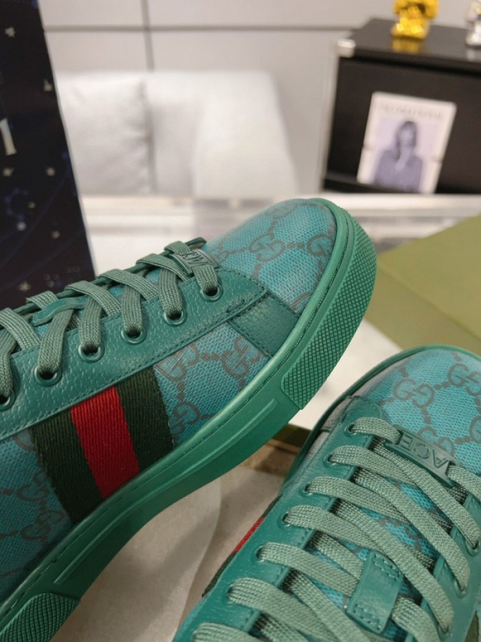 G*u*i low-top sneaker gu0613-010
