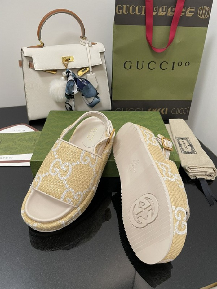 G*u*i slippers gu568-003