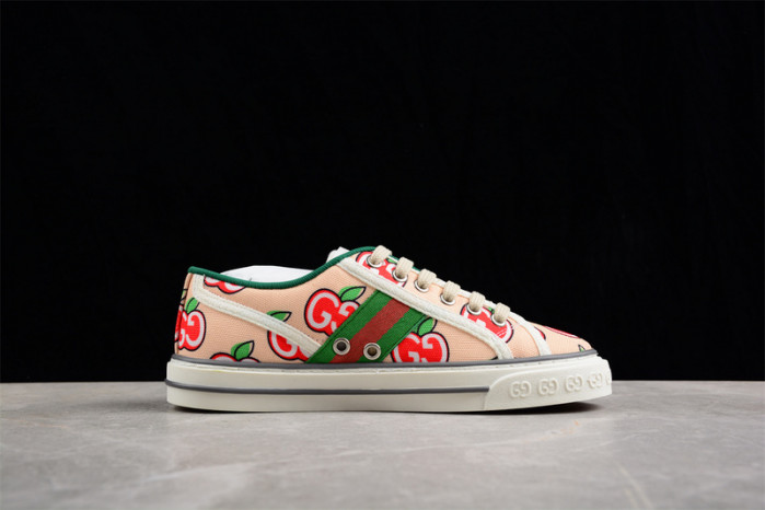 G*u*i low-top sneaker gu0613-035